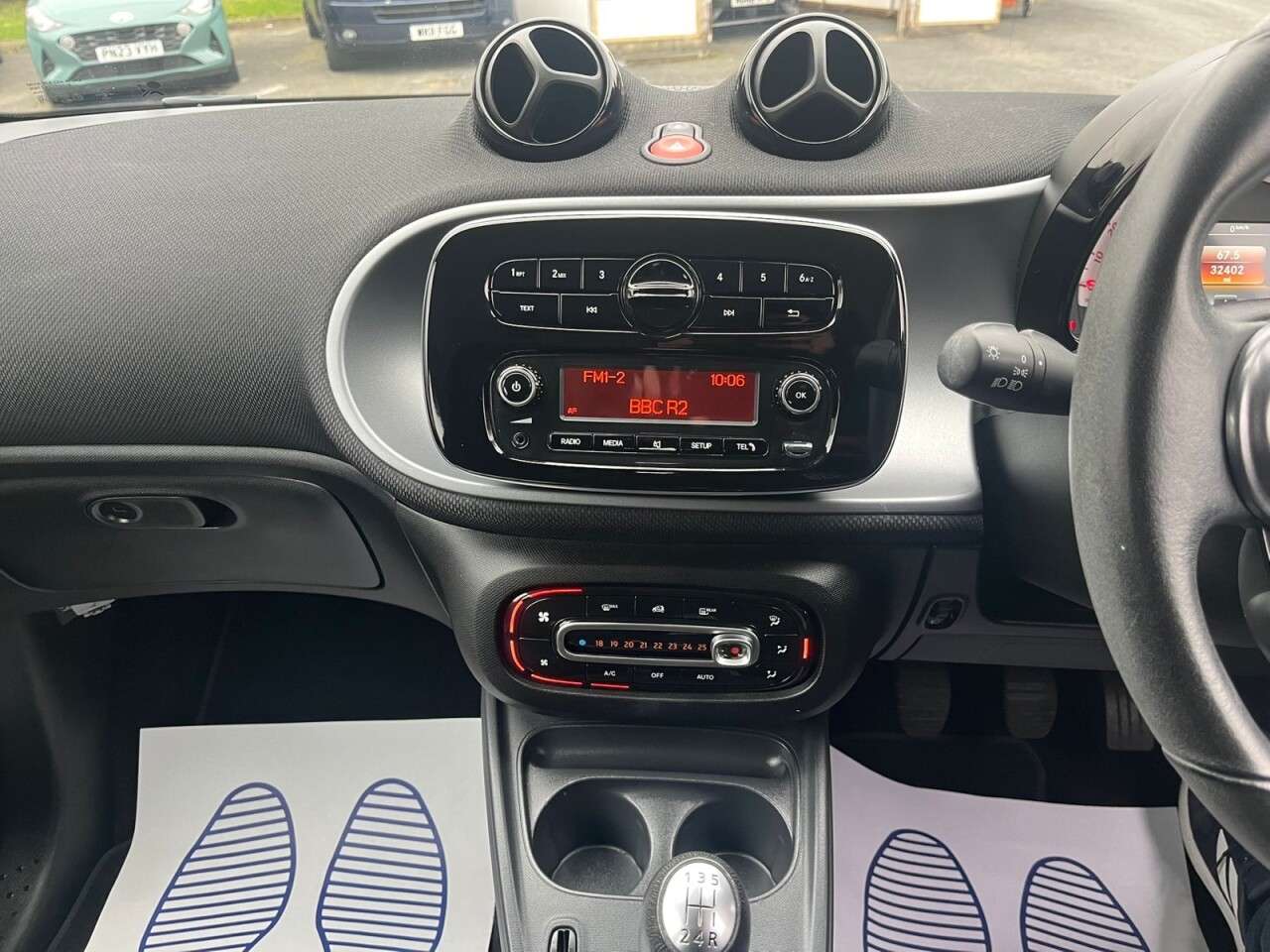 2017 SMART FORFOUR 2017 SMART FORFOUR