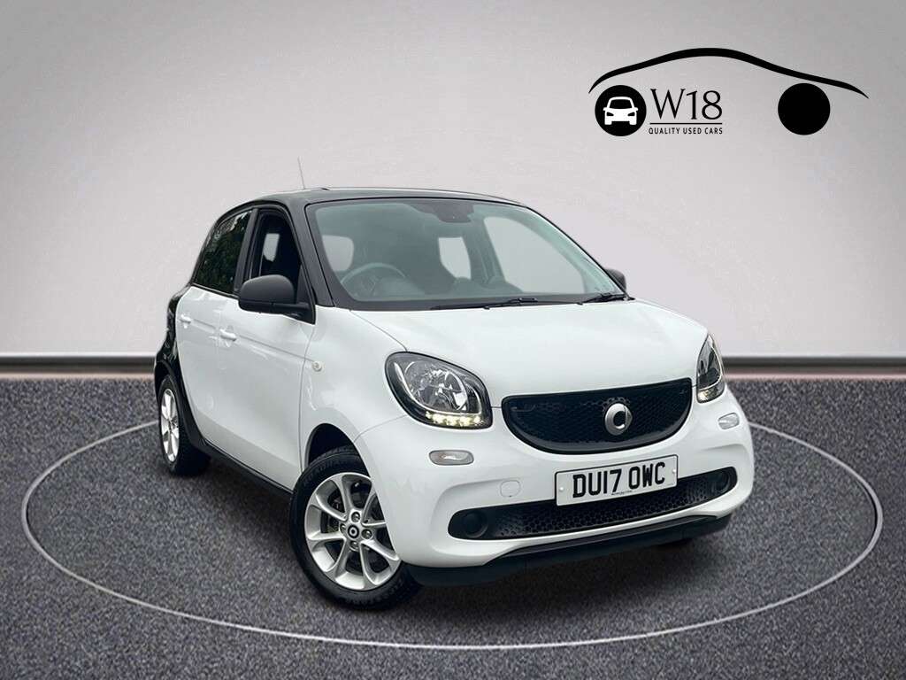 A 2017 SMART FORFOUR 0.9T Passion Hatchback 5dr Petrol Manual Euro 6 (s/s) (90 ps) A 2017 SMART FORFOUR 0.9T Passion Hatchback 5dr Petrol Manual Euro 6 (s/s) (90 ps)