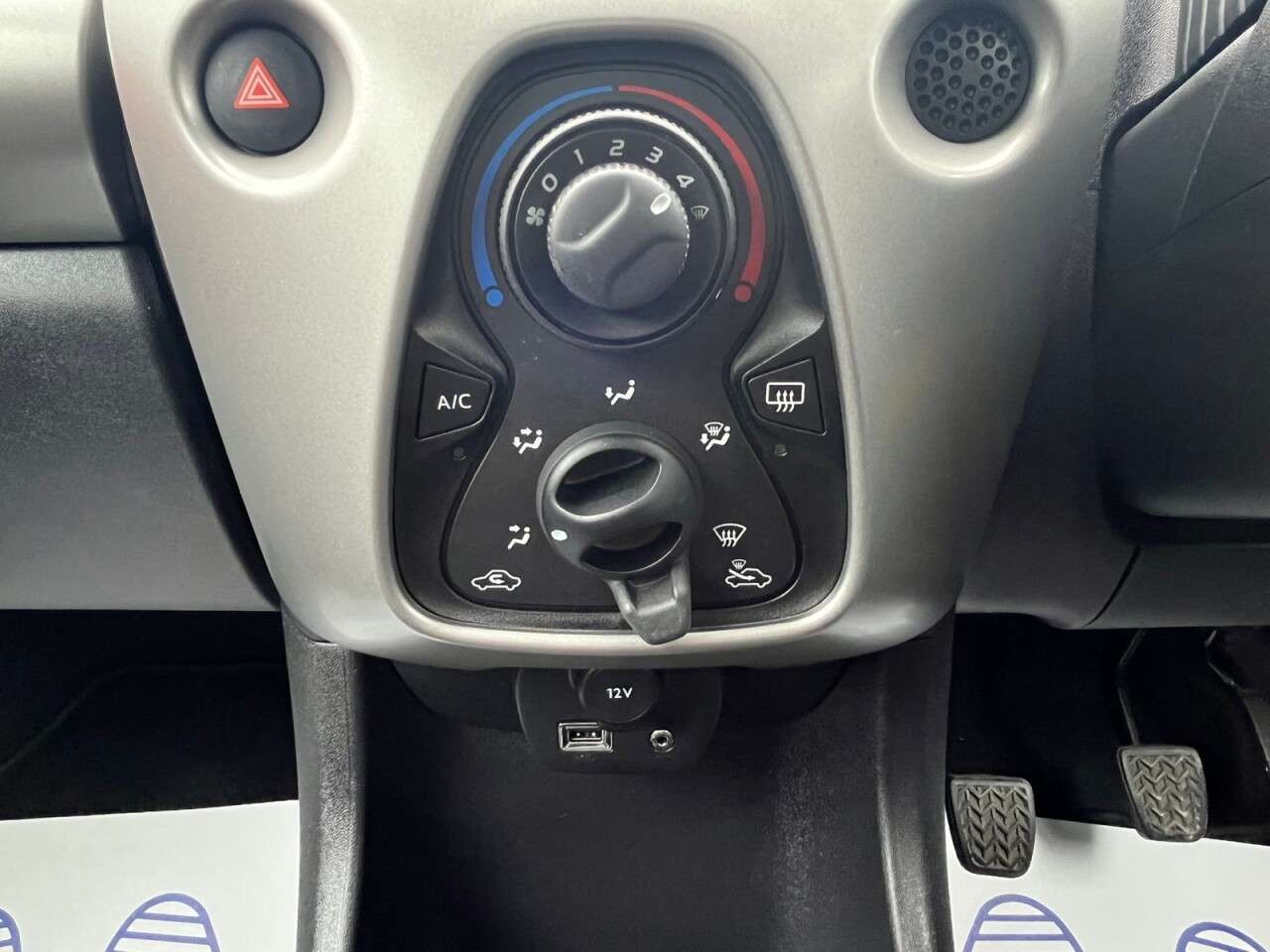 2017 CITROEN C1 2017 CITROEN C1