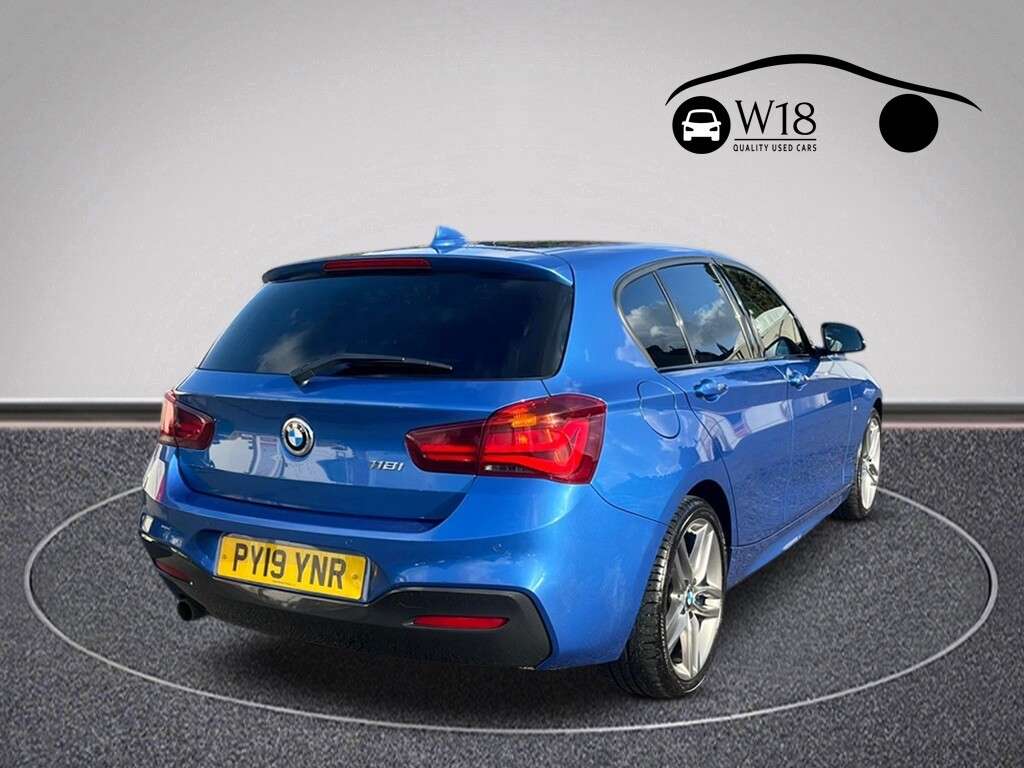 A 2019 BMW 1 SERIES 1.5 118i GPF M Sport Shadow Edition Hatchback 5dr Petrol Manual Euro 6 (s/s A 2019 BMW 1 SERIES 1.5 118i GPF M Sport Shadow Edition Hatchback 5dr Petrol Manual Euro 6 (s/s