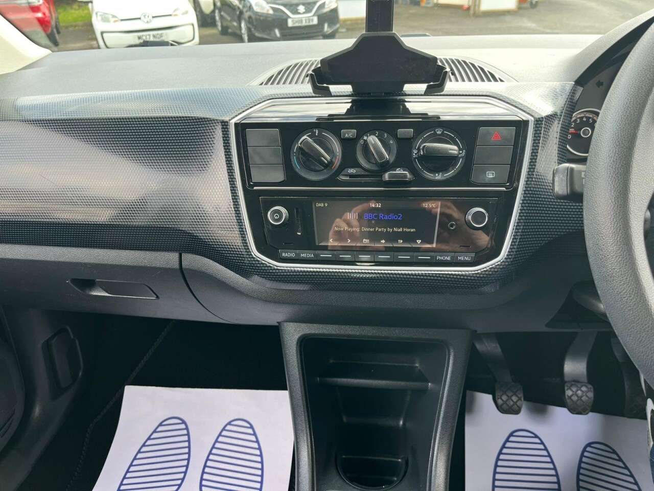 2018 VOLKSWAGEN UP! 2018 VOLKSWAGEN UP!