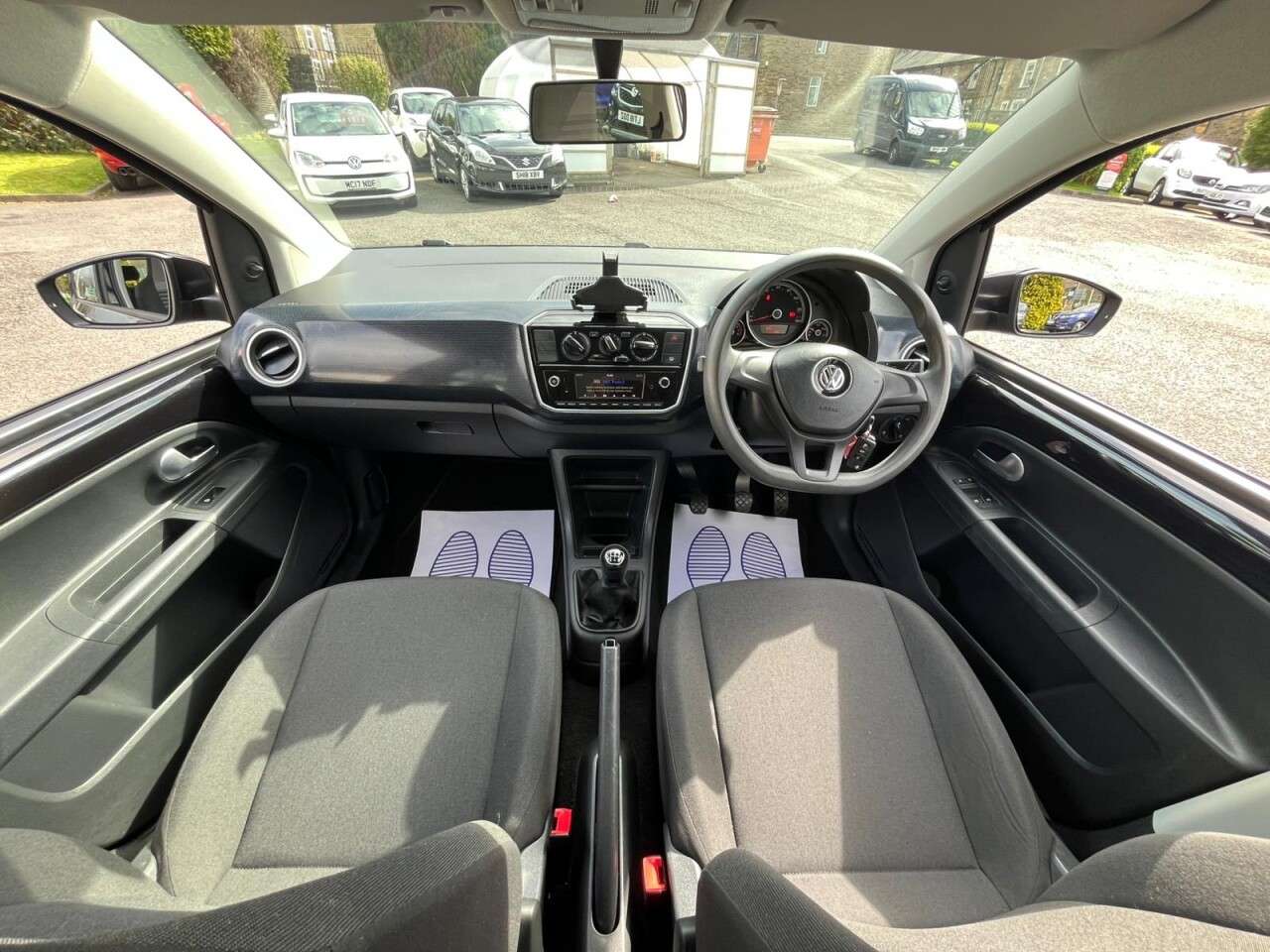 2018 VOLKSWAGEN UP! 2018 VOLKSWAGEN UP!