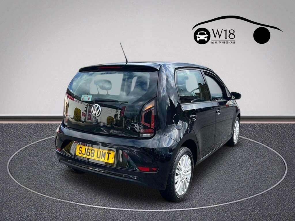 A 2018 VOLKSWAGEN UP! 1.0 Move up! Hatchback 5dr Petrol Manual Euro 6 (s/s) (60 ps) A 2018 VOLKSWAGEN UP! 1.0 Move up! Hatchback 5dr Petrol Manual Euro 6 (s/s) (60 ps)