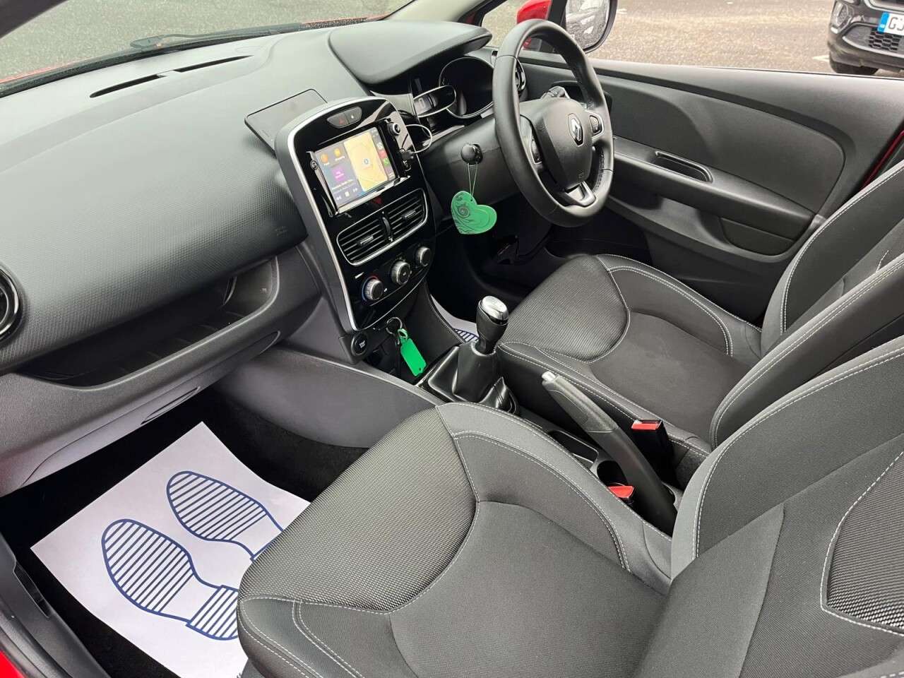 2019 RENAULT CLIO 2019 RENAULT CLIO