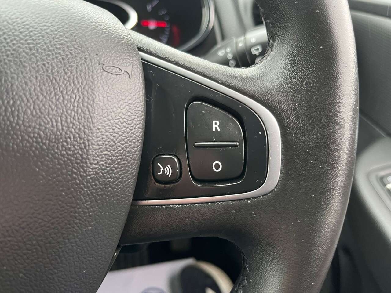 2019 RENAULT CLIO 2019 RENAULT CLIO