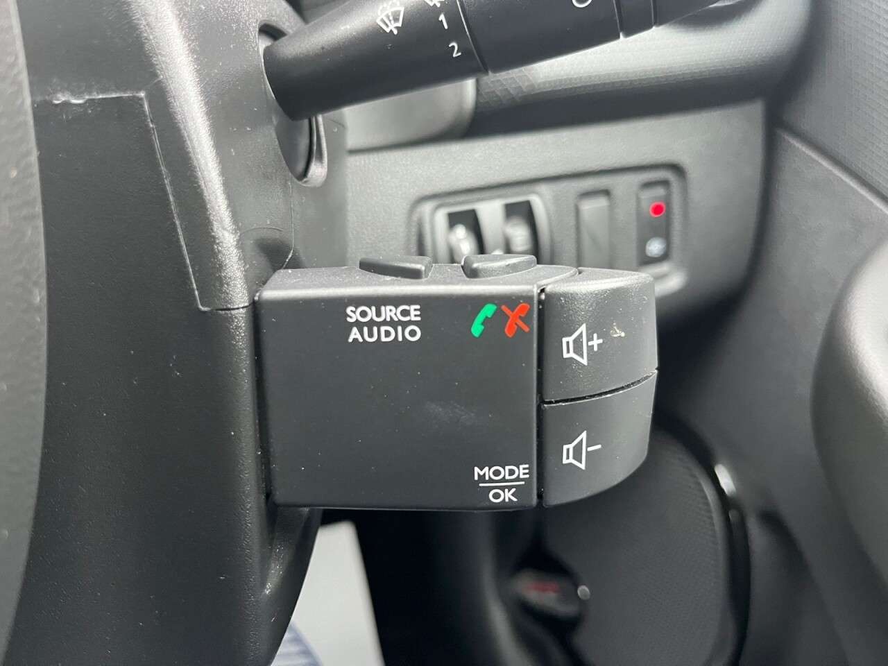 2019 RENAULT CLIO 2019 RENAULT CLIO