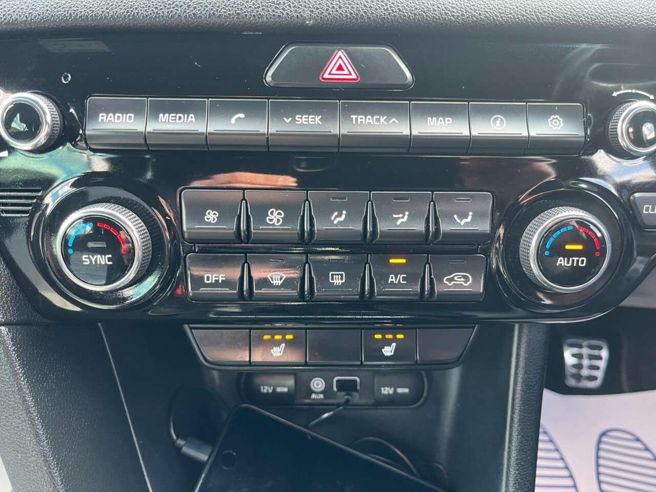 2018 KIA SPORTAGE 2018 KIA SPORTAGE