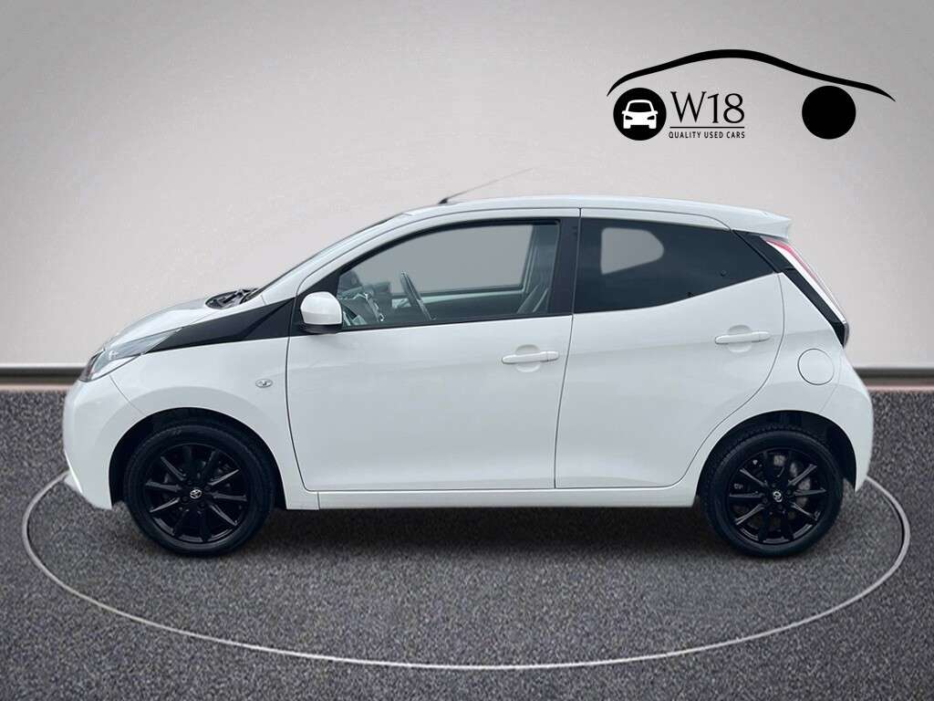 2017 TOYOTA AYGO 2017 TOYOTA AYGO