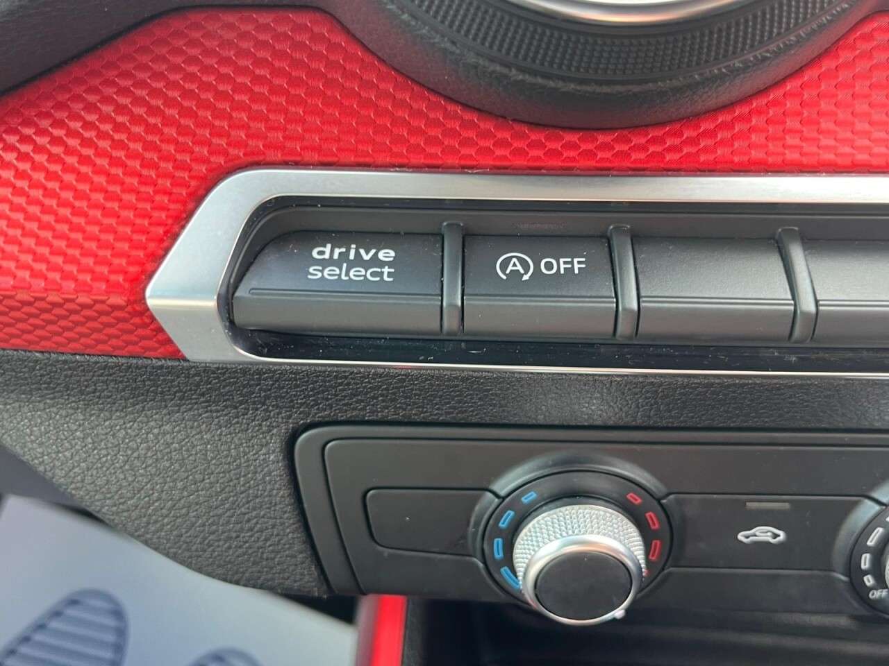 2018 AUDI Q2 2018 AUDI Q2