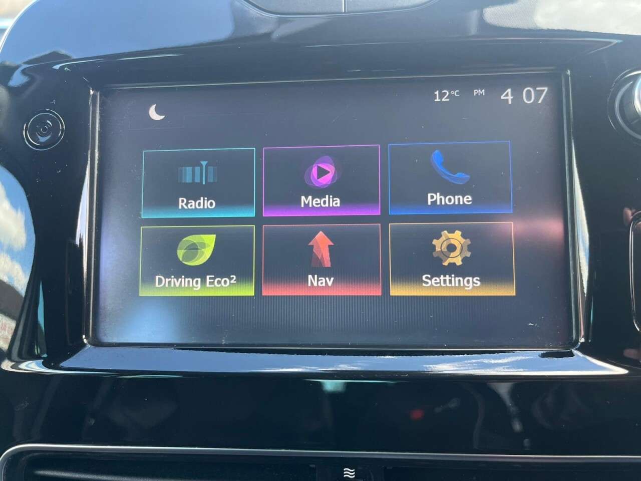 2018 RENAULT CLIO 2018 RENAULT CLIO