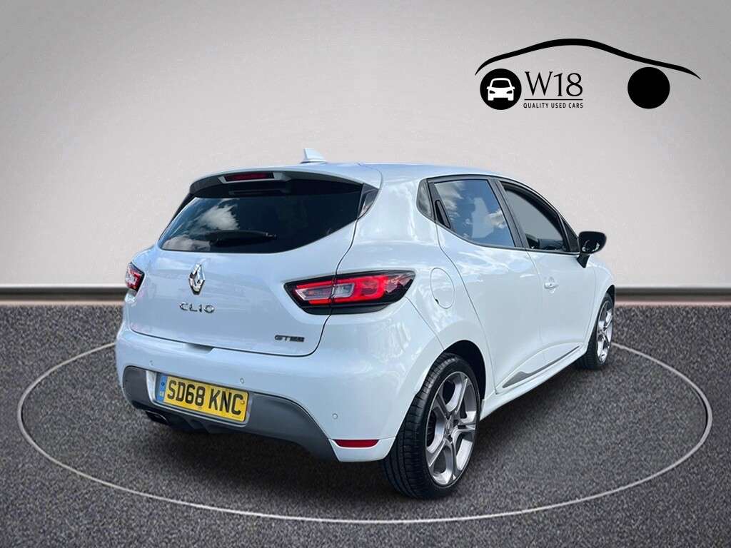 A 2018 RENAULT CLIO 0.9 TCe GT Line Hatchback 5dr Petrol Manual Euro 6 (s/s) (90 ps) A 2018 RENAULT CLIO 0.9 TCe GT Line Hatchback 5dr Petrol Manual Euro 6 (s/s) (90 ps)