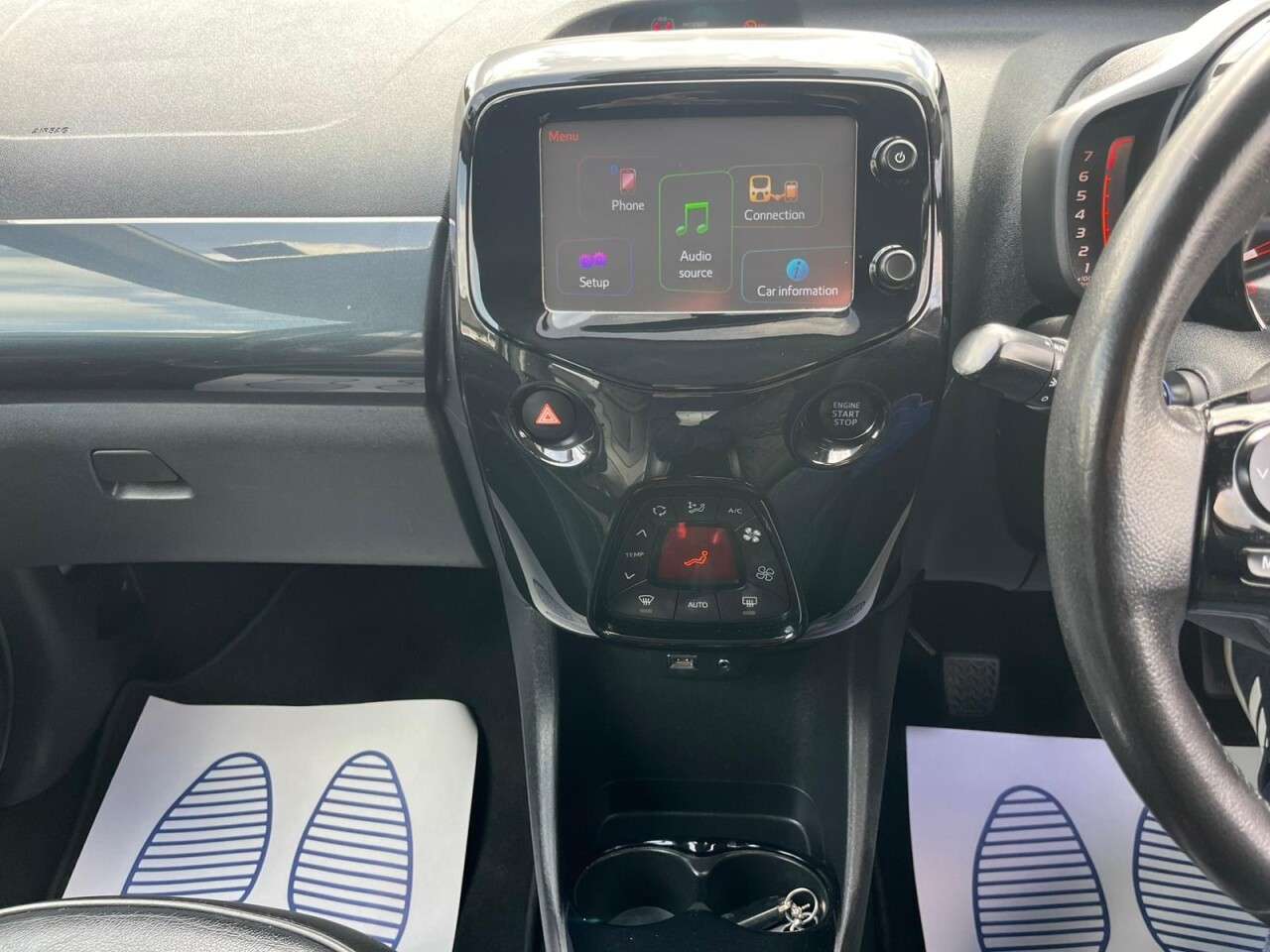 2017 TOYOTA AYGO 2017 TOYOTA AYGO