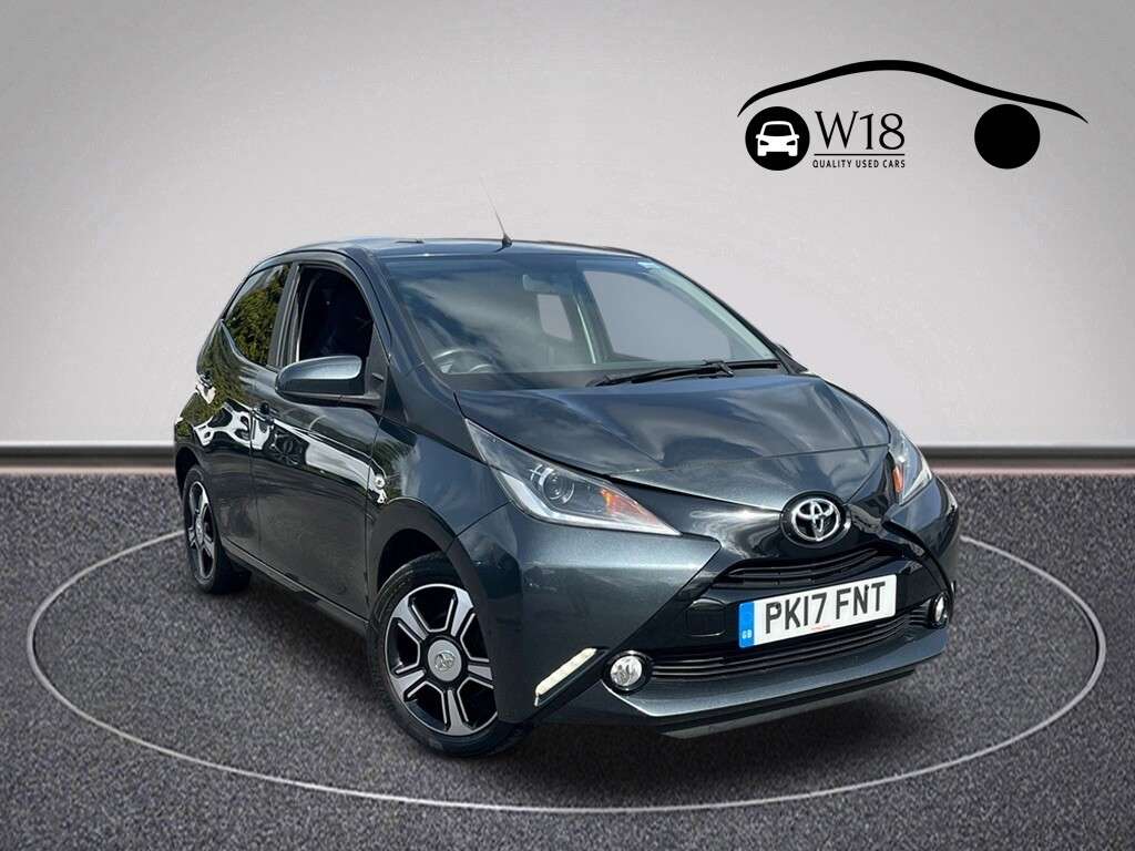 A 2017 TOYOTA AYGO 1.0 VVT-i x-clusiv3 Hatchback 5dr Petrol Manual Euro 6 (68 ps) A 2017 TOYOTA AYGO 1.0 VVT-i x-clusiv3 Hatchback 5dr Petrol Manual Euro 6 (68 ps)