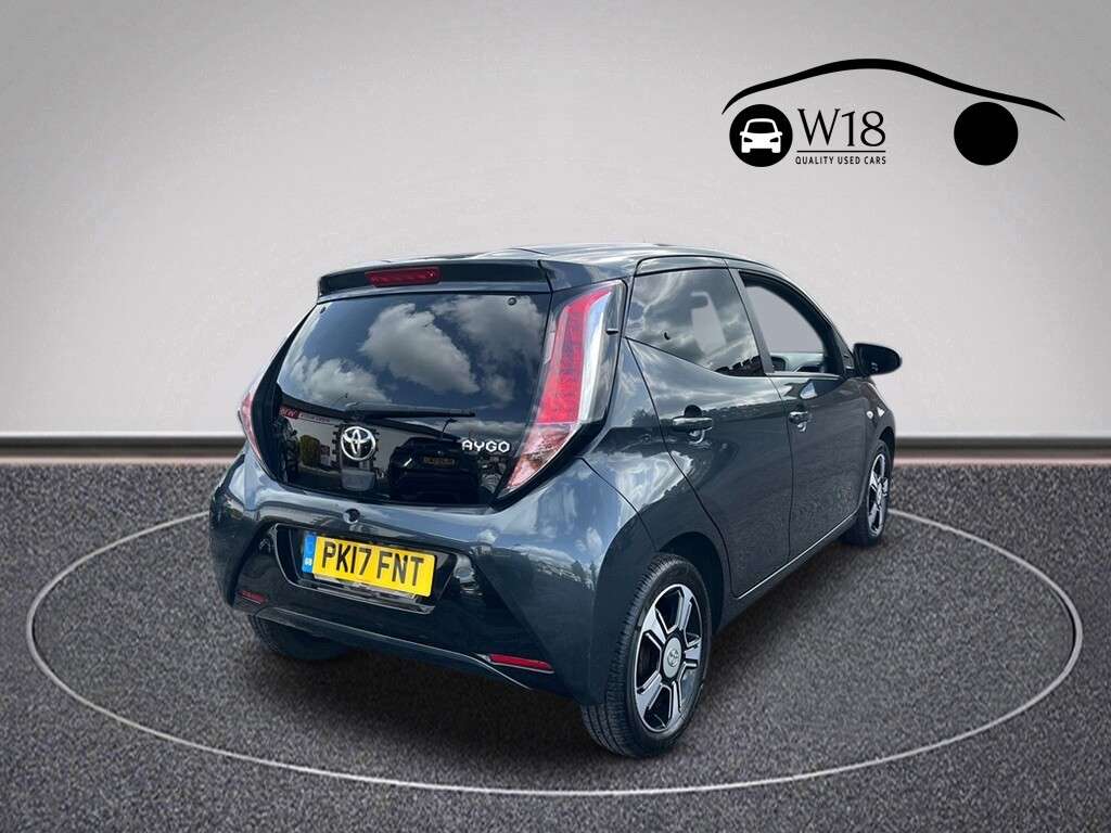 A 2017 TOYOTA AYGO 1.0 VVT-i x-clusiv3 Hatchback 5dr Petrol Manual Euro 6 (68 ps) A 2017 TOYOTA AYGO 1.0 VVT-i x-clusiv3 Hatchback 5dr Petrol Manual Euro 6 (68 ps)