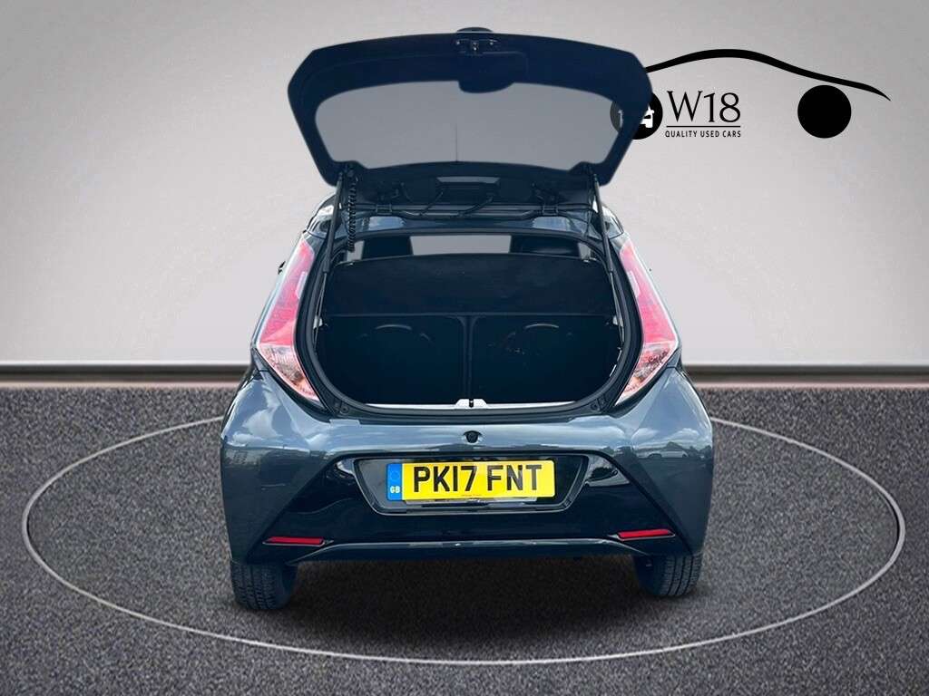 2017 TOYOTA AYGO 2017 TOYOTA AYGO