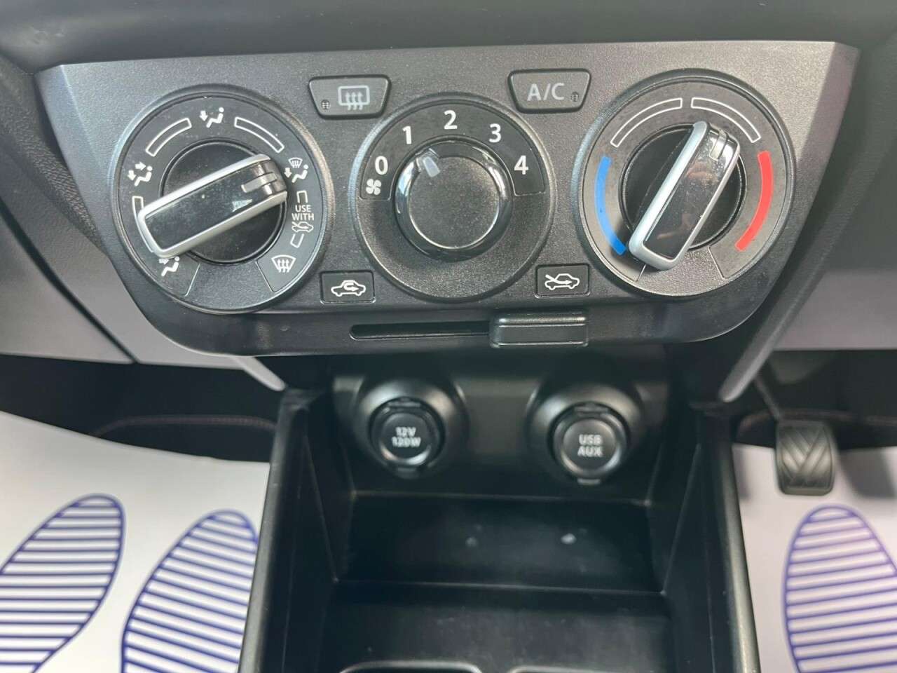 2018 SUZUKI SWIFT 2018 SUZUKI SWIFT