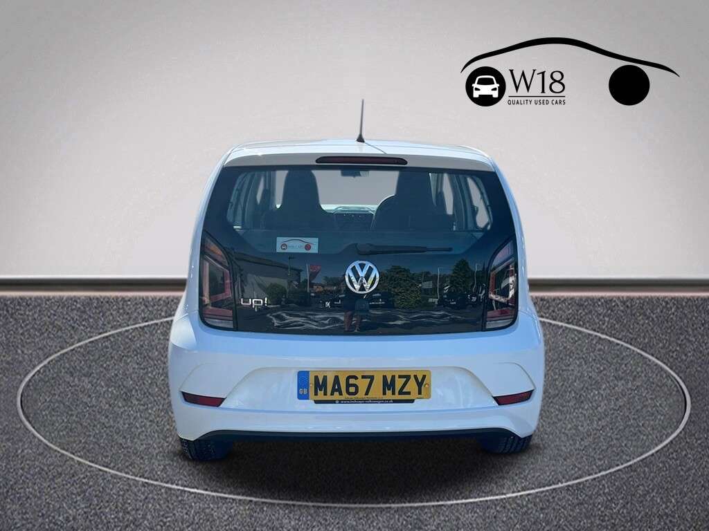 A 2017 VOLKSWAGEN UP! 1.0 Move up! Hatchback 5dr Petrol Manual Euro 6 (s/s) (60 ps) A 2017 VOLKSWAGEN UP! 1.0 Move up! Hatchback 5dr Petrol Manual Euro 6 (s/s) (60 ps)