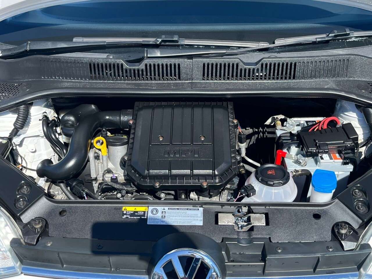 2017 VOLKSWAGEN UP! 2017 VOLKSWAGEN UP!