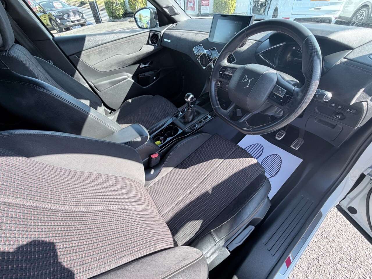 2019 DS AUTOMOBILES DS 3 CROSSBACK 2019 DS AUTOMOBILES DS 3 CROSSBACK