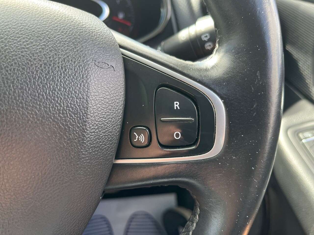 2019 RENAULT CLIO 2019 RENAULT CLIO