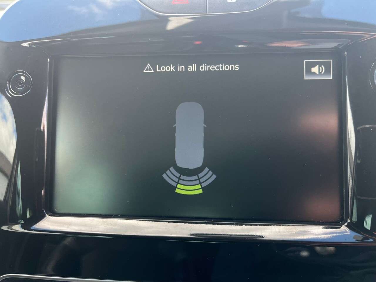2019 RENAULT CLIO 2019 RENAULT CLIO