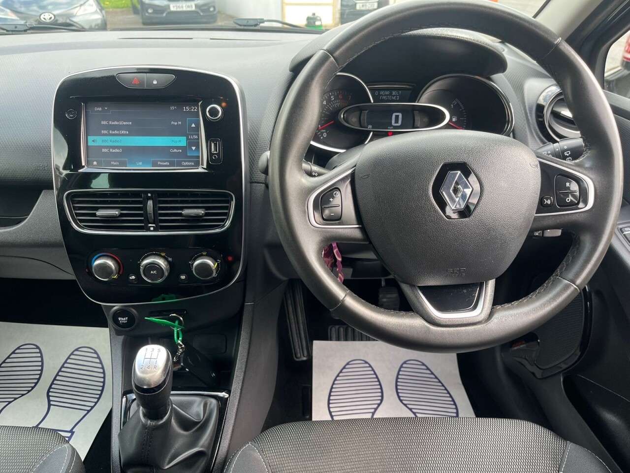2018 RENAULT CLIO 2018 RENAULT CLIO