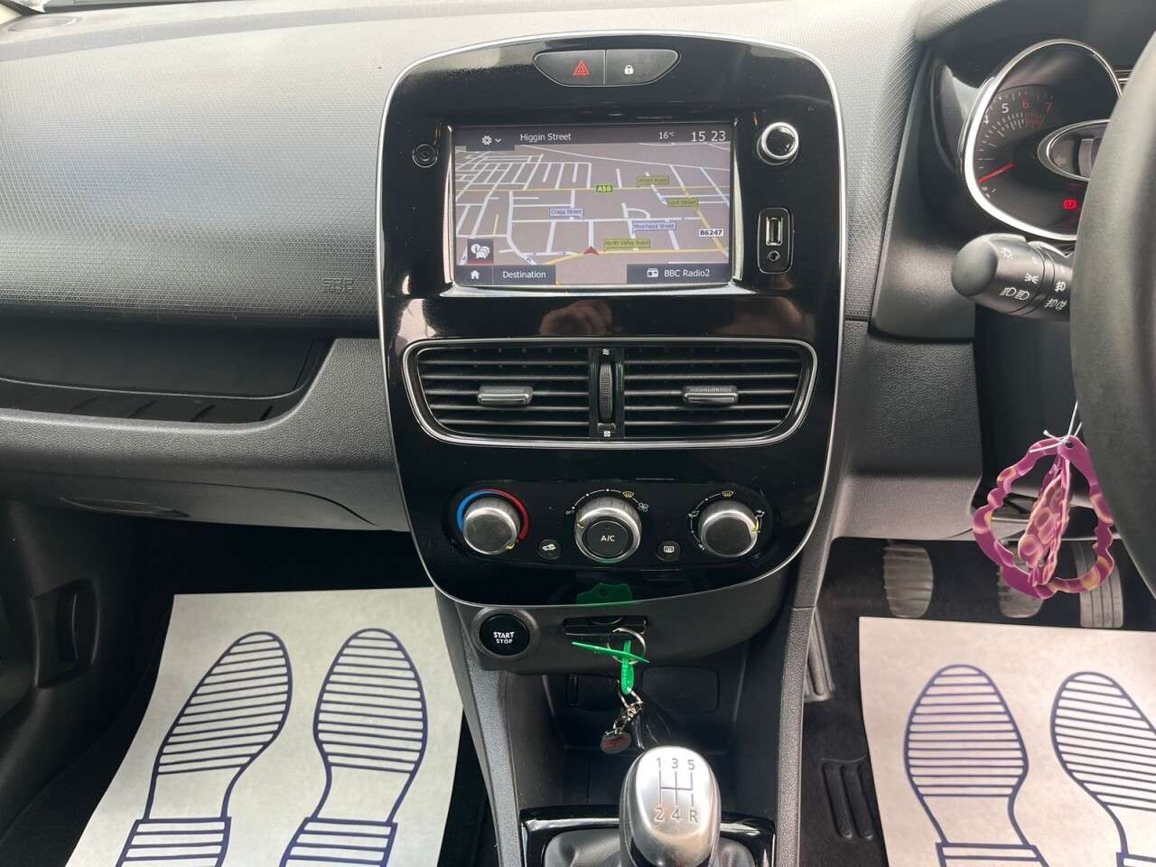 2018 RENAULT CLIO 2018 RENAULT CLIO