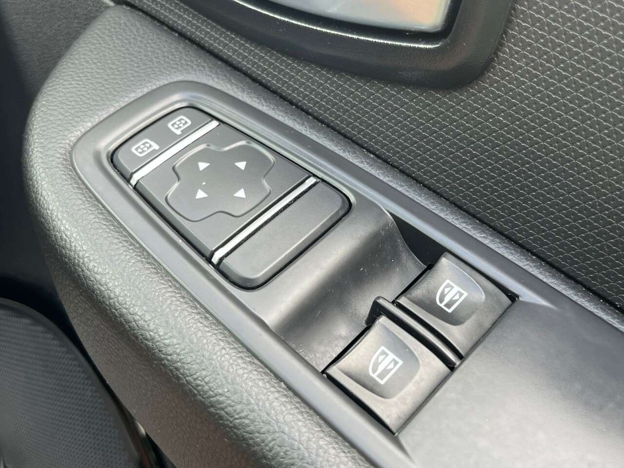 2018 RENAULT CLIO 2018 RENAULT CLIO