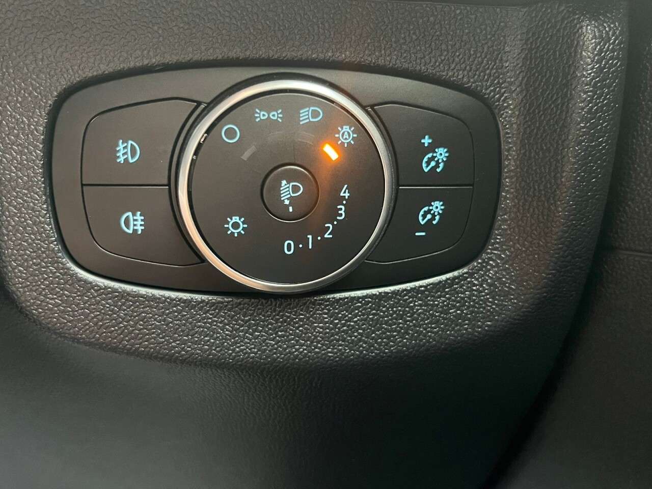 2025 FORD TRANSIT COURIER 2025 FORD TRANSIT COURIER