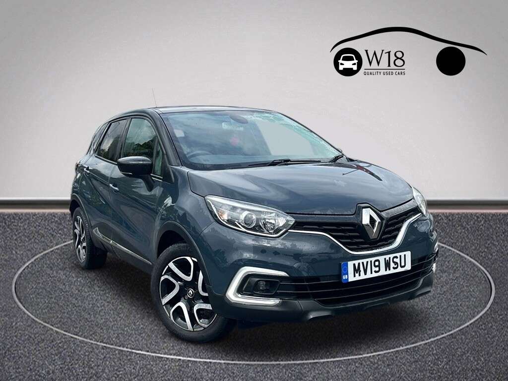 A 2019 RENAULT CAPTUR 0.9 TCe ENERGY Iconic SUV 5dr Petrol Manual Euro 6 (s/s) (90 ps) A 2019 RENAULT CAPTUR 0.9 TCe ENERGY Iconic SUV 5dr Petrol Manual Euro 6 (s/s) (90 ps)