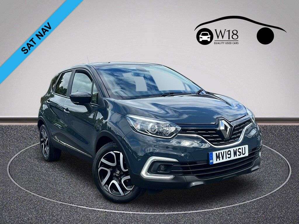 A 2019 RENAULT CAPTUR 0.9 TCe ENERGY Iconic SUV 5dr Petrol Manual Euro 6 (s/s) (90 ps) A 2019 RENAULT CAPTUR 0.9 TCe ENERGY Iconic SUV 5dr Petrol Manual Euro 6 (s/s) (90 ps)