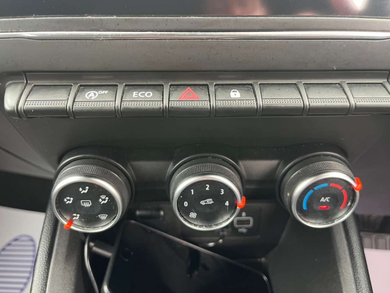 2020 RENAULT CLIO 2020 RENAULT CLIO