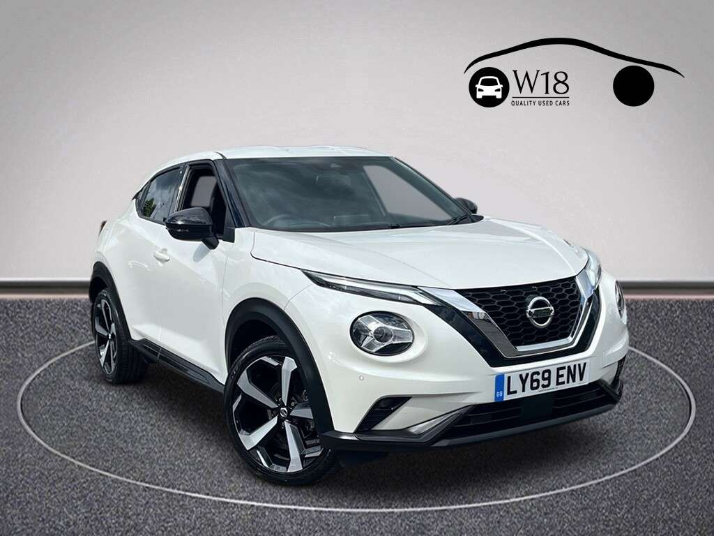 A 2019 NISSAN JUKE 1.0 DIG-T N-Connecta SUV 5dr Petrol Manual Euro 6 (s/s) (117 ps) A 2019 NISSAN JUKE 1.0 DIG-T N-Connecta SUV 5dr Petrol Manual Euro 6 (s/s) (117 ps)