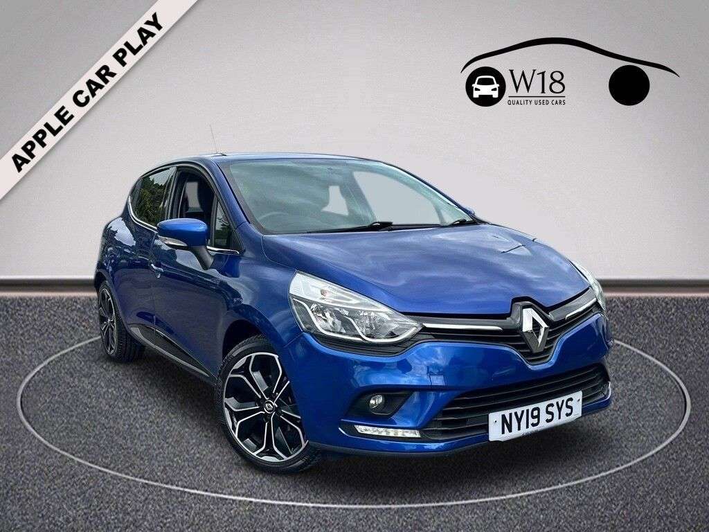 A 2019 RENAULT CLIO 0.9 TCe Iconic Hatchback 5dr Petrol Manual Euro 6 (s/s) (75 ps) A 2019 RENAULT CLIO 0.9 TCe Iconic Hatchback 5dr Petrol Manual Euro 6 (s/s) (75 ps)