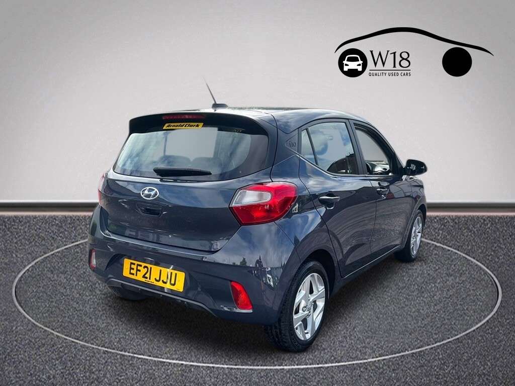 A 2021 HYUNDAI I10 1.2 SE Connect Hatchback 5dr Petrol Manual Euro 6 (s/s) (84 ps) A 2021 HYUNDAI I10 1.2 SE Connect Hatchback 5dr Petrol Manual Euro 6 (s/s) (84 ps)