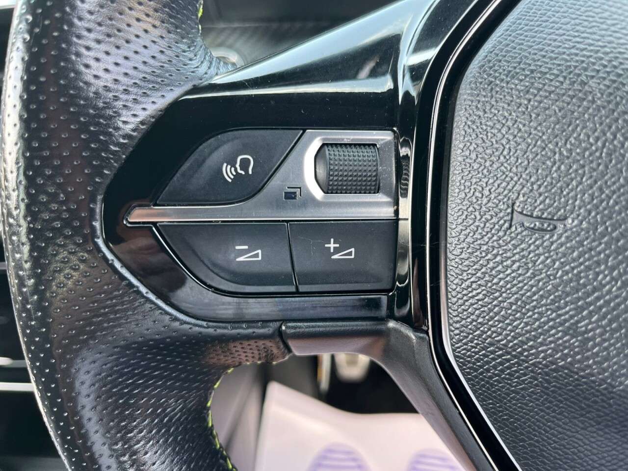 2020 PEUGEOT 2008 2020 PEUGEOT 2008