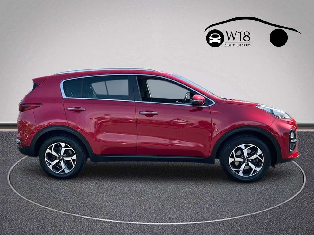 A 2018 KIA SPORTAGE 1.6 GDi 2 SUV 5dr Petrol Manual Euro 6 (s/s) (130 bhp) A 2018 KIA SPORTAGE 1.6 GDi 2 SUV 5dr Petrol Manual Euro 6 (s/s) (130 bhp)