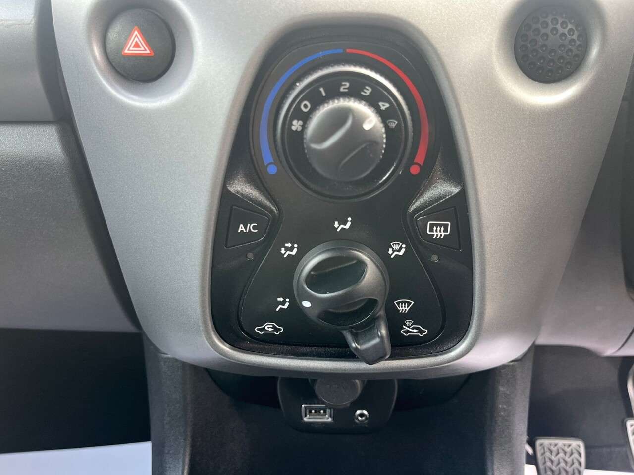 2018 TOYOTA AYGO 2018 TOYOTA AYGO