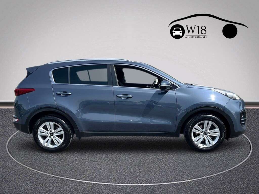 A 2018 KIA SPORTAGE 1.7 CRDi 2 SUV 5dr Diesel Manual Euro 6 (s/s) (114 bhp) A 2018 KIA SPORTAGE 1.7 CRDi 2 SUV 5dr Diesel Manual Euro 6 (s/s) (114 bhp)