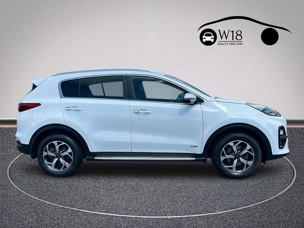 A 2019 KIA SPORTAGE 1.6 GDi Edition 25 SUV 5dr Petrol Manual Euro 6 (s/s) (130 bhp) A 2019 KIA SPORTAGE 1.6 GDi Edition 25 SUV 5dr Petrol Manual Euro 6 (s/s) (130 bhp)