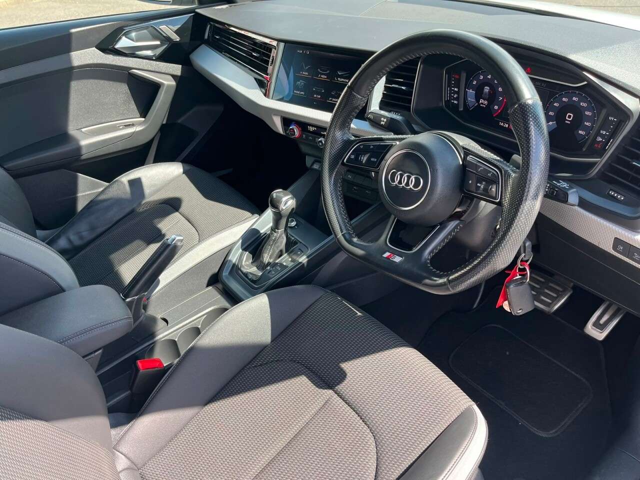 2020 AUDI A1 2020 AUDI A1