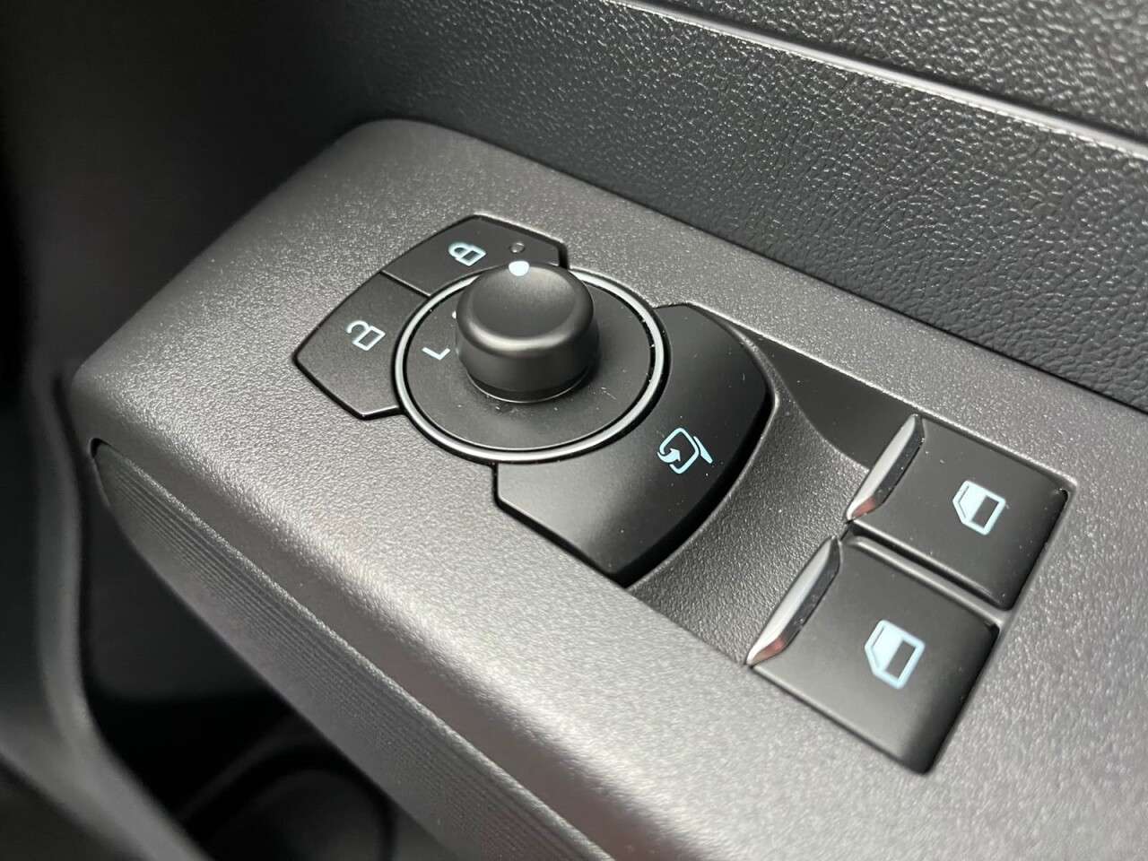 2024 FORD TRANSIT COURIER 2024 FORD TRANSIT COURIER
