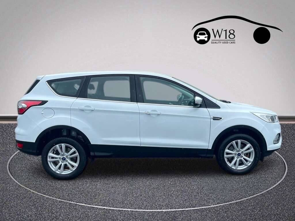 A 2019 FORD KUGA 2.0 TDCi EcoBlue Zetec SUV 5dr Diesel Powershift AWD Euro 6 (s/s) (150 ps) A 2019 FORD KUGA 2.0 TDCi EcoBlue Zetec SUV 5dr Diesel Powershift AWD Euro 6 (s/s) (150 ps)