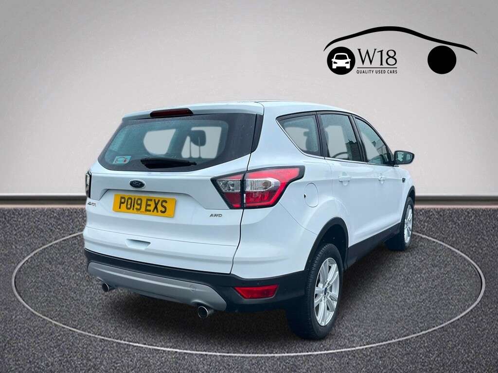 A 2019 FORD KUGA 2.0 TDCi EcoBlue Zetec SUV 5dr Diesel Powershift AWD Euro 6 (s/s) (150 ps) A 2019 FORD KUGA 2.0 TDCi EcoBlue Zetec SUV 5dr Diesel Powershift AWD Euro 6 (s/s) (150 ps)