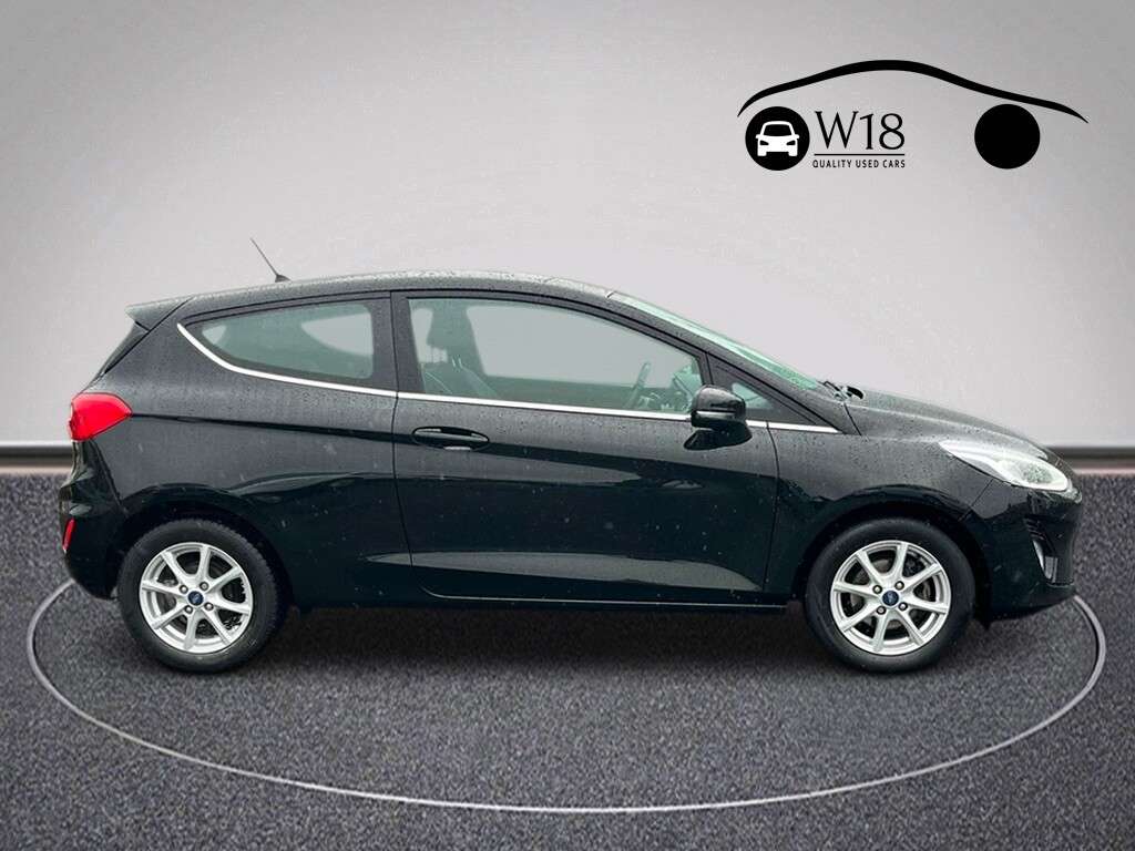 A 2019 FORD FIESTA 1.1 Ti-VCT Zetec Hatchback 3dr Petrol Manual Euro 6 (s/s) (85 ps) A 2019 FORD FIESTA 1.1 Ti-VCT Zetec Hatchback 3dr Petrol Manual Euro 6 (s/s) (85 ps)