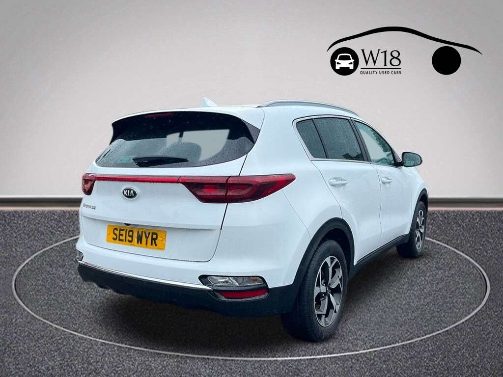 A 2019 KIA SPORTAGE 1.6 GDi 2 SUV 5dr Petrol Manual Euro 6 (s/s) (130 bhp) A 2019 KIA SPORTAGE 1.6 GDi 2 SUV 5dr Petrol Manual Euro 6 (s/s) (130 bhp)