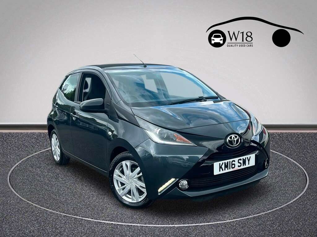 A 2016 TOYOTA AYGO 1.0 VVT-i x-pression Hatchback 5dr Petrol Manual Euro 6 (68 ps) A 2016 TOYOTA AYGO 1.0 VVT-i x-pression Hatchback 5dr Petrol Manual Euro 6 (68 ps)