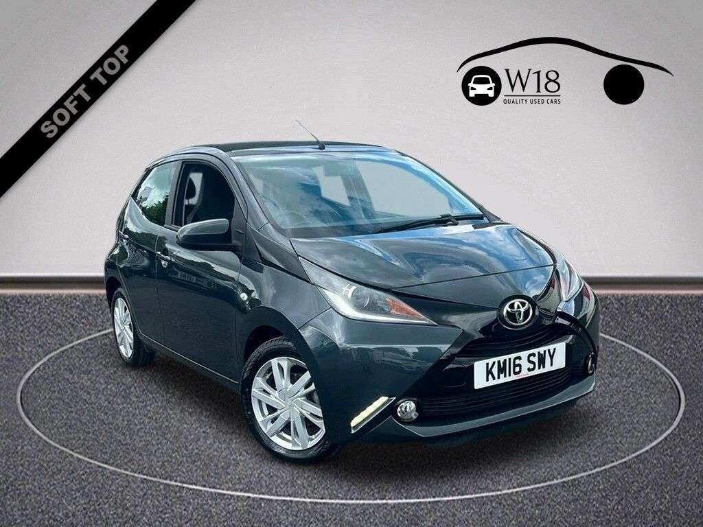 A 2016 TOYOTA AYGO 1.0 VVT-i x-pression Hatchback 5dr Petrol Manual Euro 6 (68 ps) A 2016 TOYOTA AYGO 1.0 VVT-i x-pression Hatchback 5dr Petrol Manual Euro 6 (68 ps)