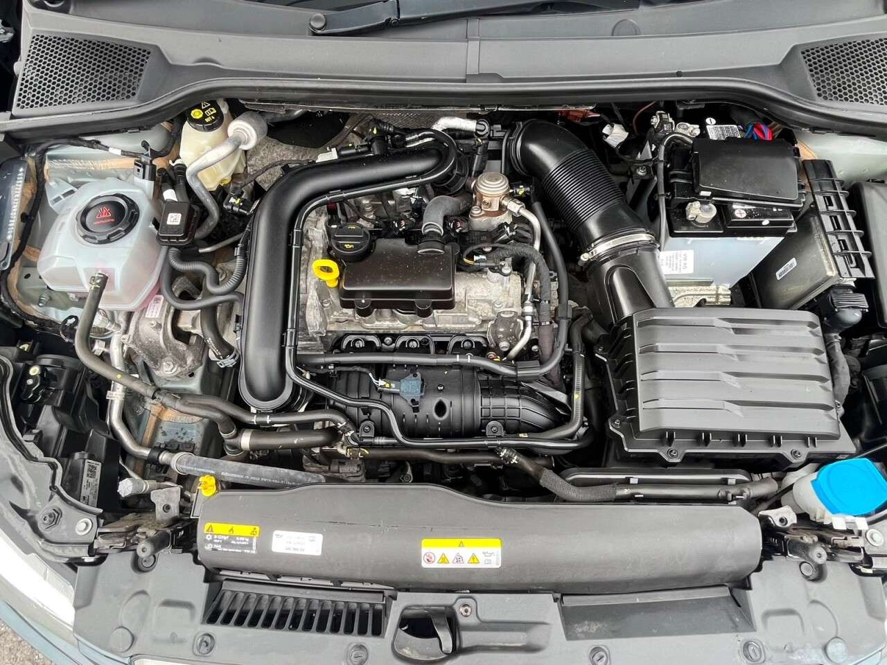 A 2022 SEAT IBIZA 1.0 TSI FR Hatchback 5dr Petrol DSG Euro 6 (s/s) (110 ps) A 2022 SEAT IBIZA 1.0 TSI FR Hatchback 5dr Petrol DSG Euro 6 (s/s) (110 ps)