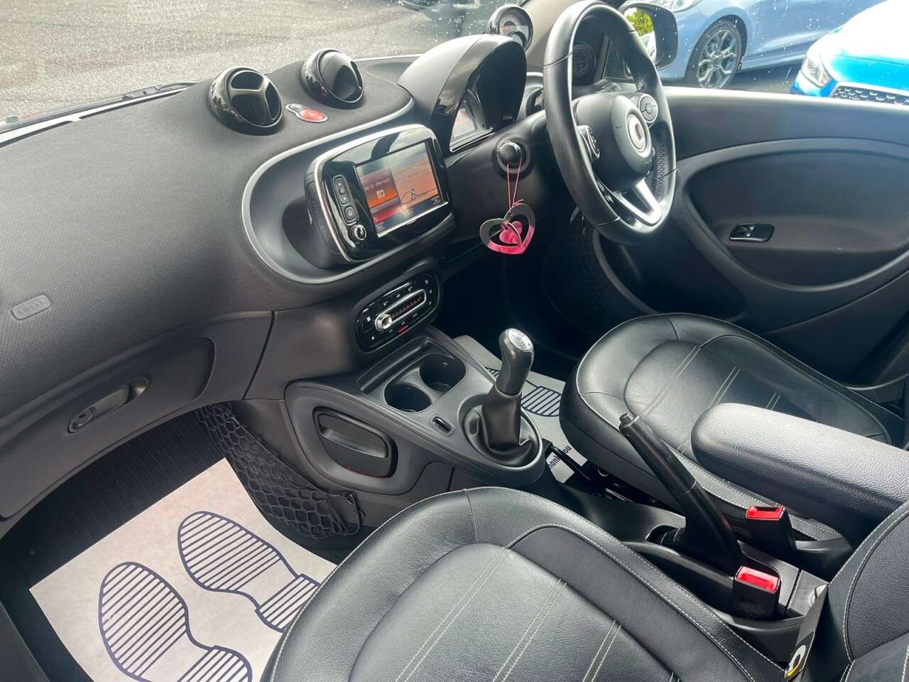2017 SMART FORFOUR 2017 SMART FORFOUR